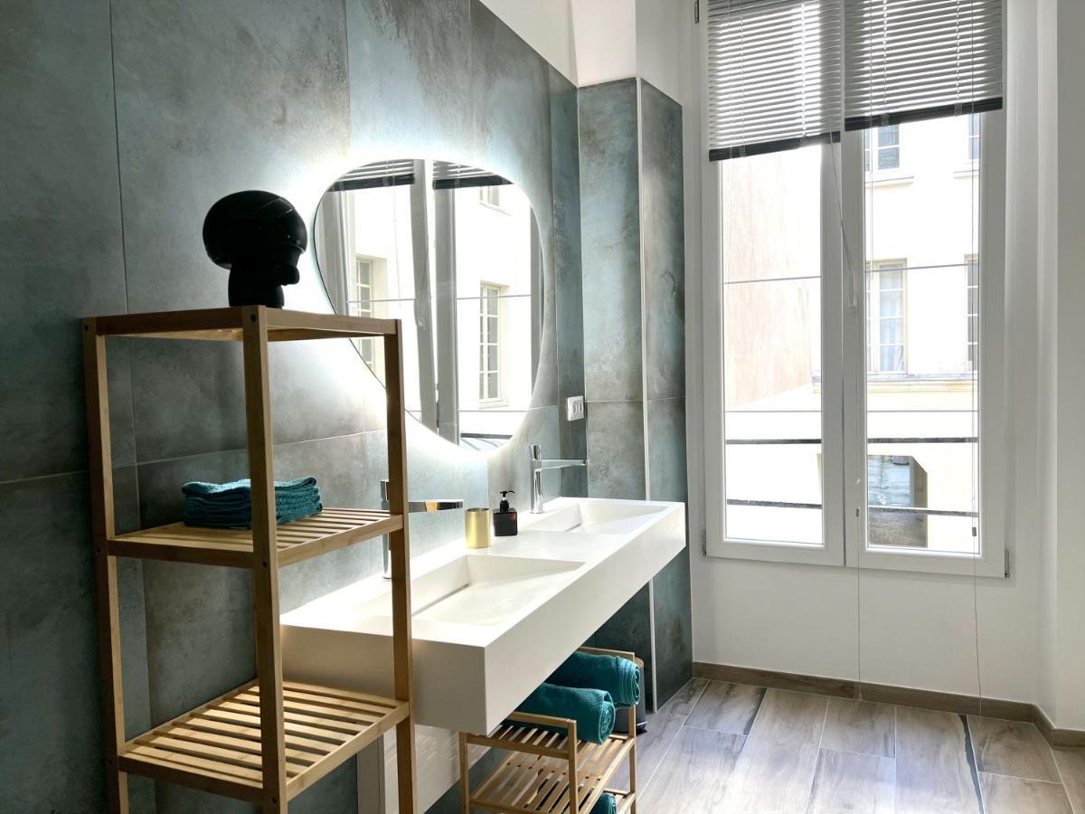 Marais Appartement 2 Chambres 2 Salles De Bain - Spa Jacuzzi ! Paryż Zewnętrze zdjęcie