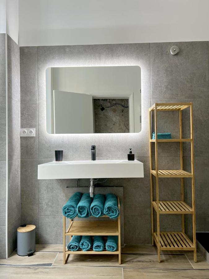 Marais Appartement 2 Chambres 2 Salles De Bain - Spa Jacuzzi ! Paryż Zewnętrze zdjęcie